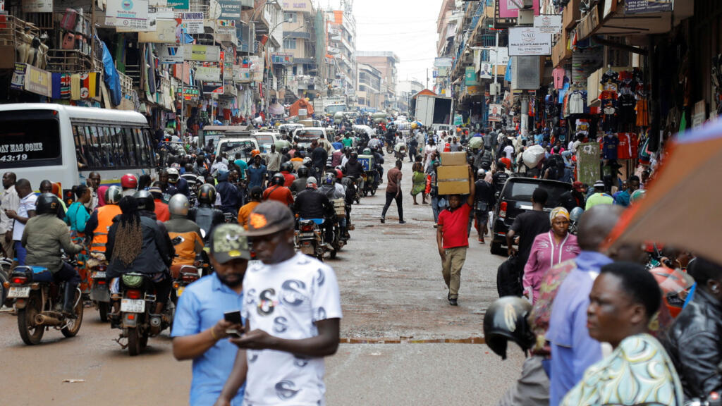 États-Unis : plus de 2 700 demandes d’asile clôturées grâce à un accord avec l’Ouganda, dont 285 Camerounais
